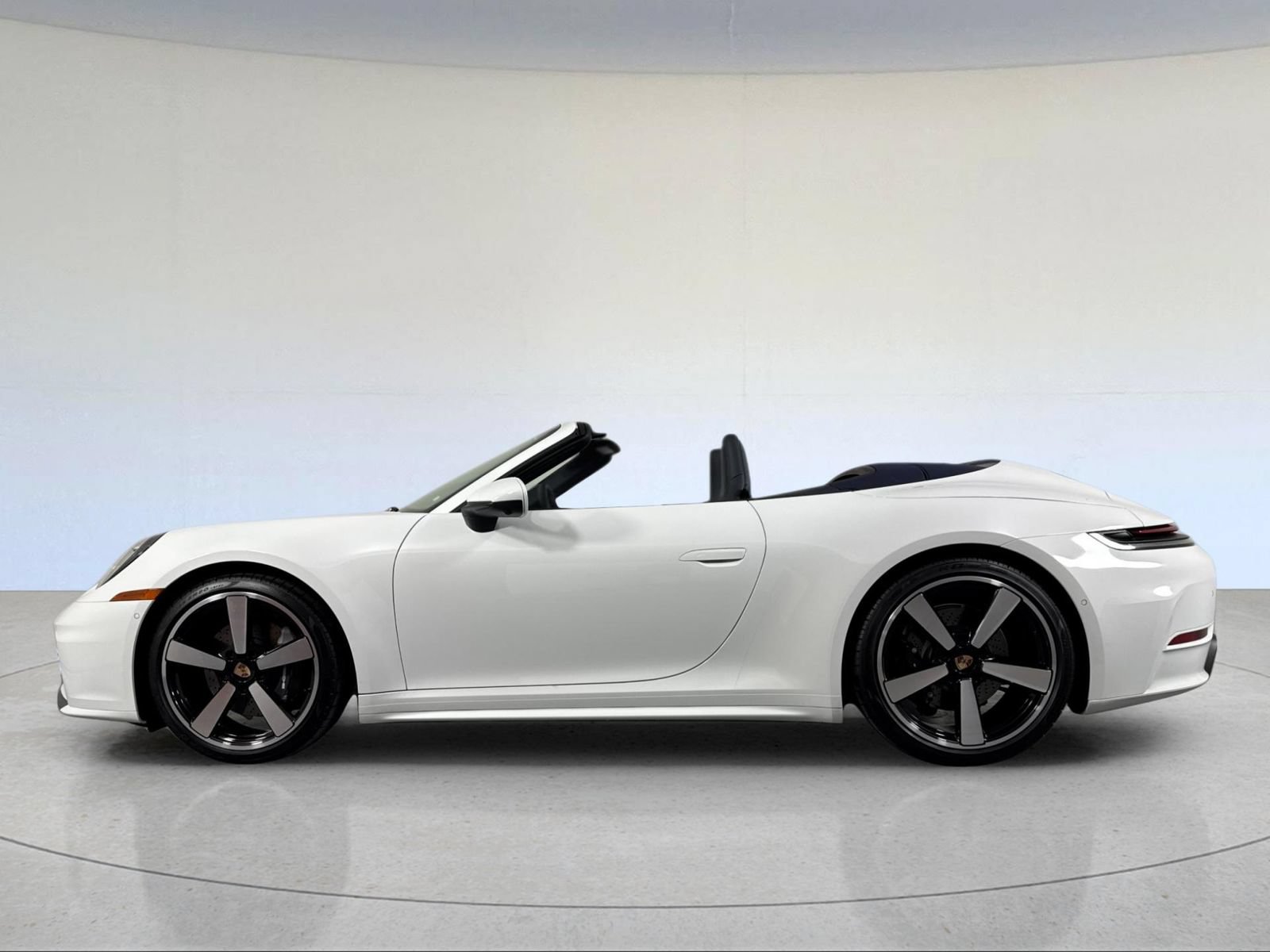 Certified 2026 Porsche 911 Carrera T RWD image 2