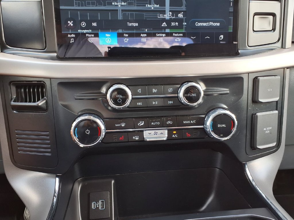 Used 2023 Ford F150 Lightning XLT AWD/4WD image 29