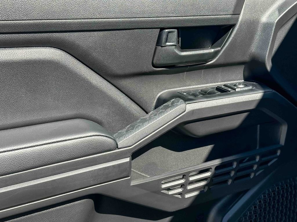 Used 2026 Toyota Tacoma SR image 12