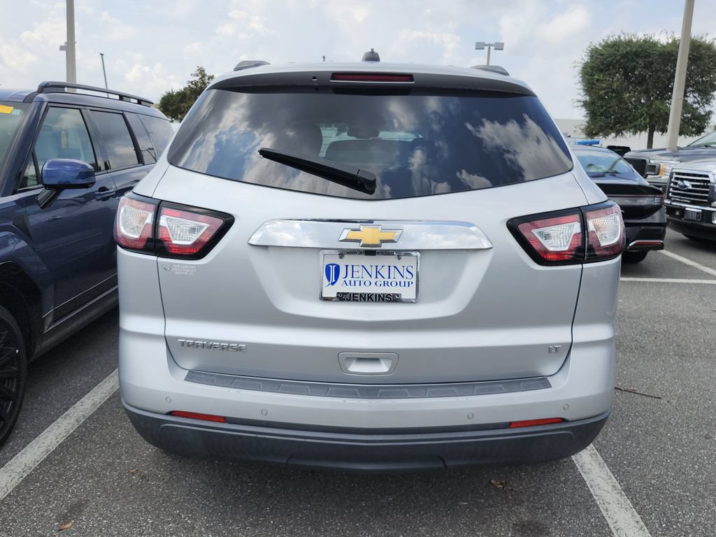 Used 2017 Chevrolet Traverse LT FWD image 9