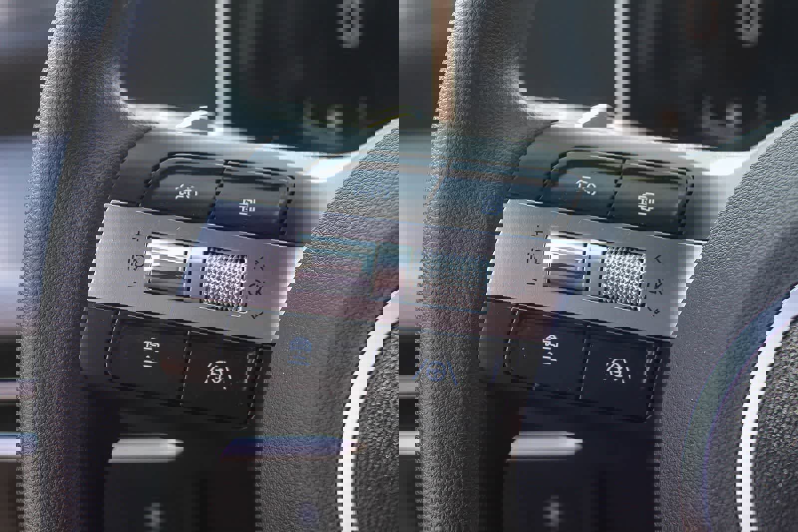 Certified 2025 Hyundai Sonata SEL image 31