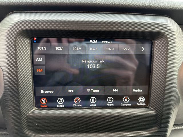 Used 2022 Jeep Wrangler Unlimited Sport AWD/4WD image 18