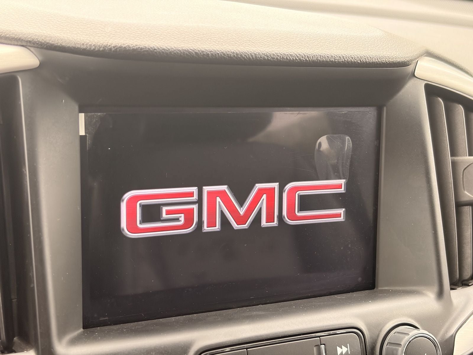 Used 2023 GMC Terrain SLT FWD image 23