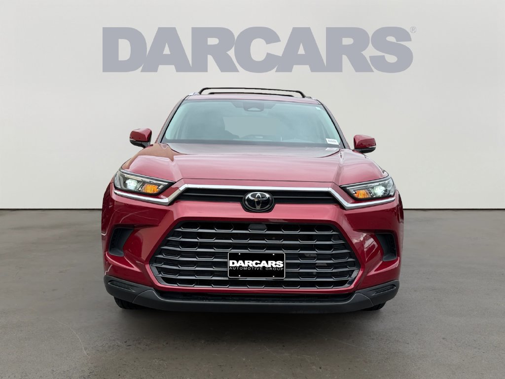 Used 2024 Toyota Grand Highlander AWD image 2
