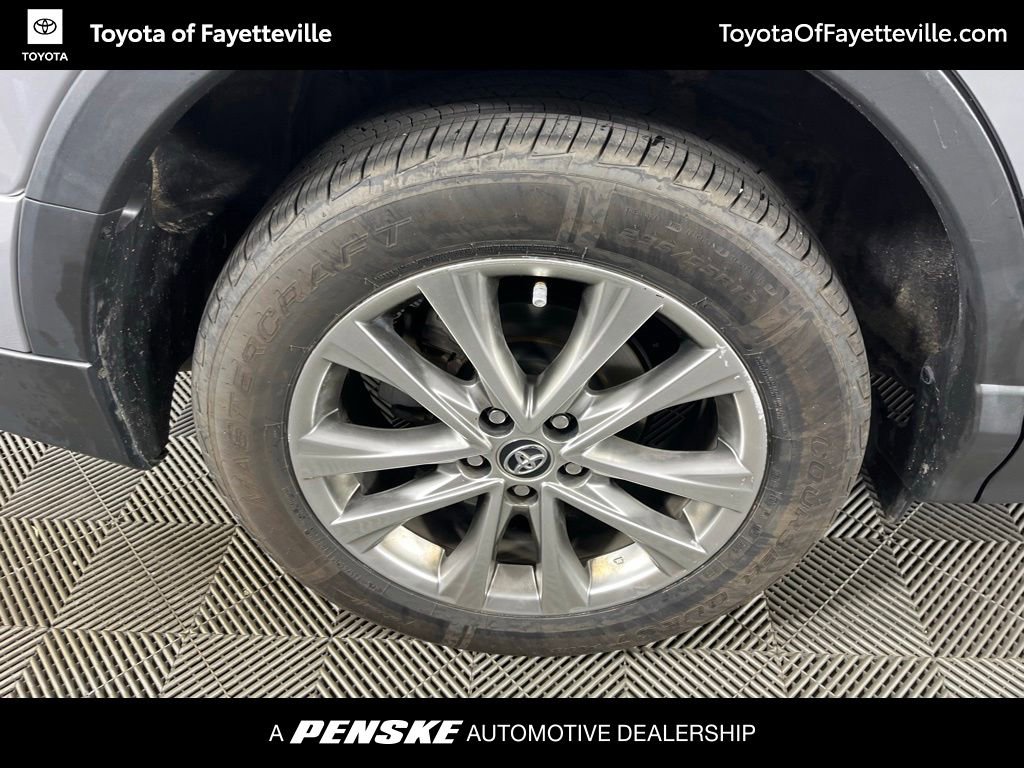 Used 2016 Toyota RAV4 Limited AWD/4WD image 16