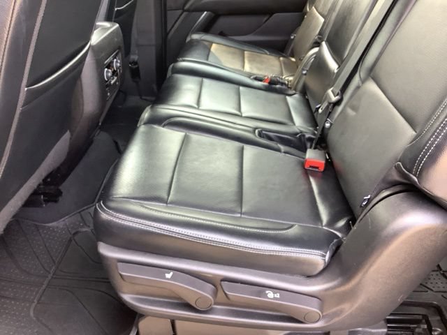 Used 2023 Chevrolet Suburban LS AWD/4WD image 10
