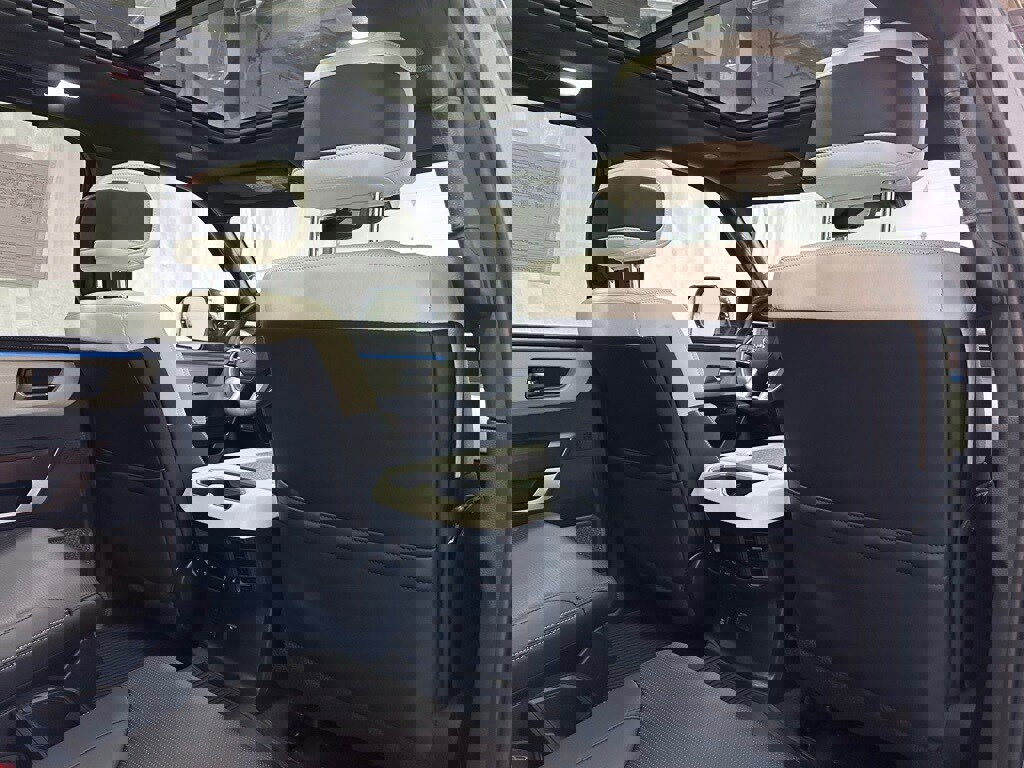 Used 2024 Toyota Sequoia Capstone image 59