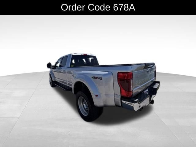 Used 2022 Ford F450 Lariat w/ Lariat Value Package AWD/4WD image 5