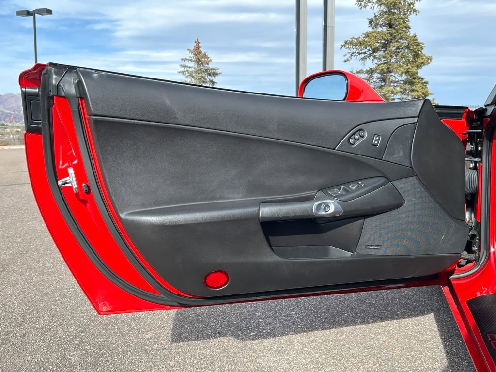 Used 2006 Chevrolet Corvette Base w/ Preferred Equipment Group image 23