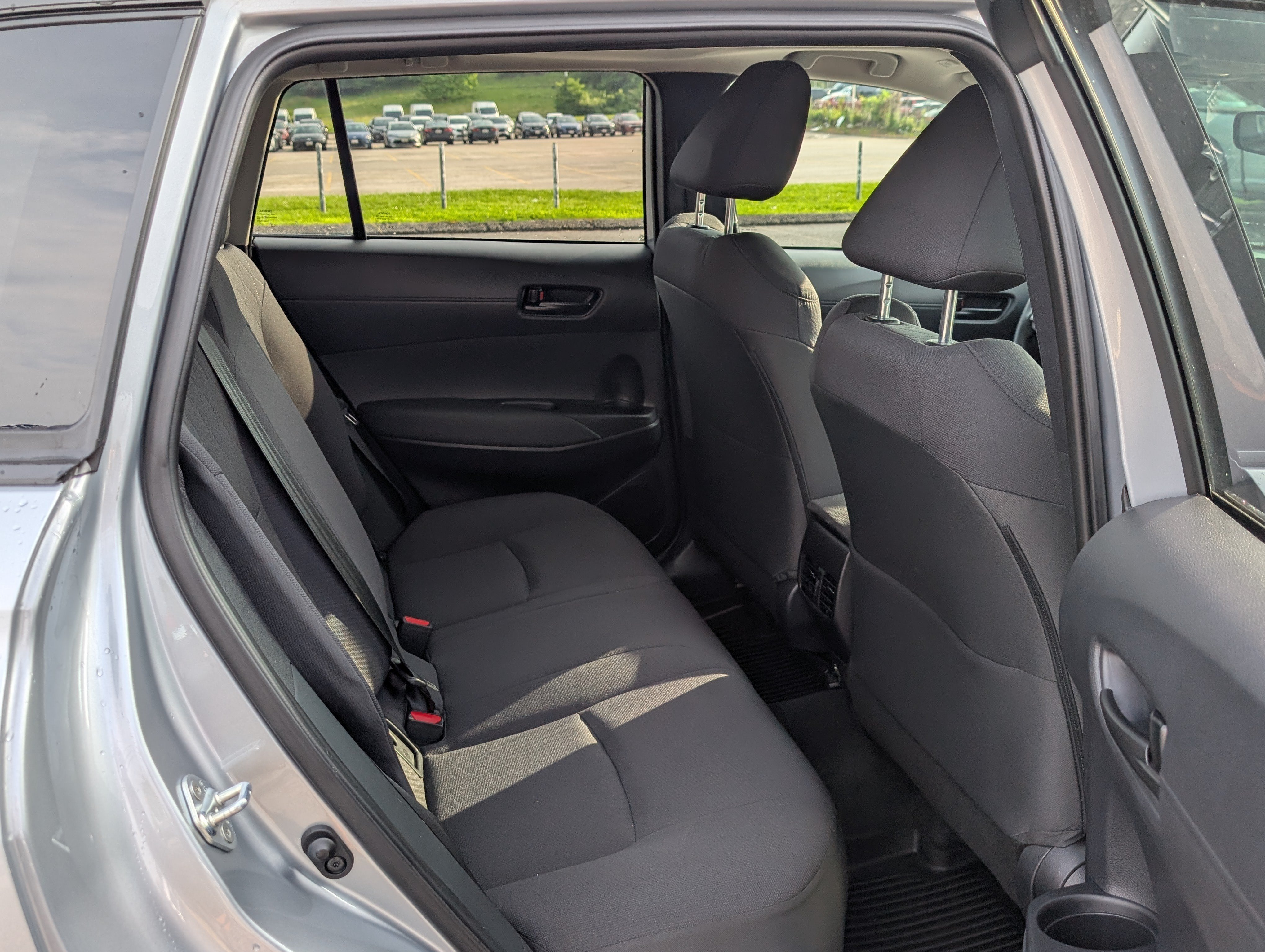 Used 2024 Toyota Corolla Cross LE w/ Moonroof Package AWD/4WD image 12