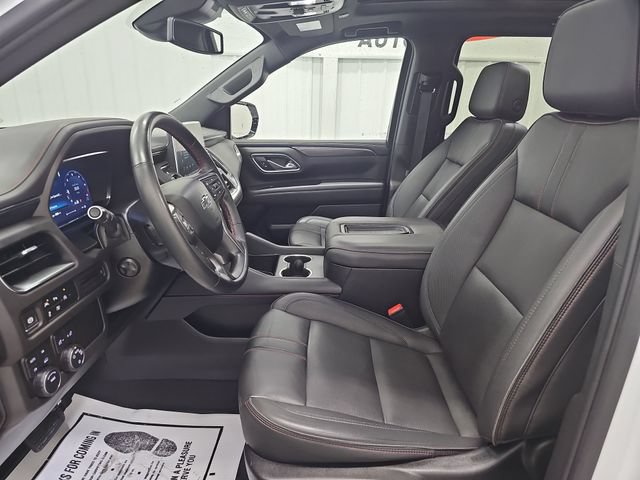 Used 2024 Chevrolet Suburban RST w/ Luxury Package AWD/4WD image 9