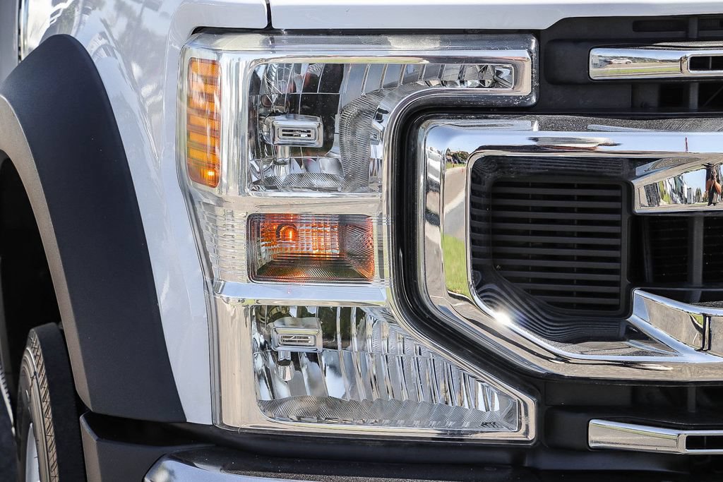 Used 2020 Ford F550 4x4 Regular Cab Super Duty image 4