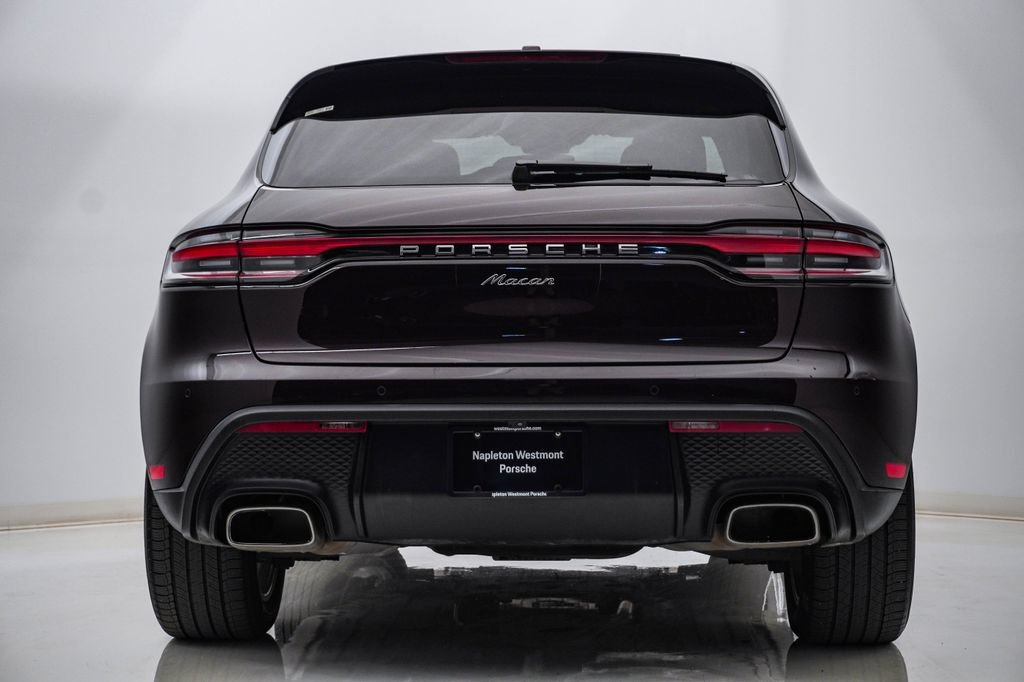 Used 2023 Porsche Macan Turbo AWD/4WD image 10
