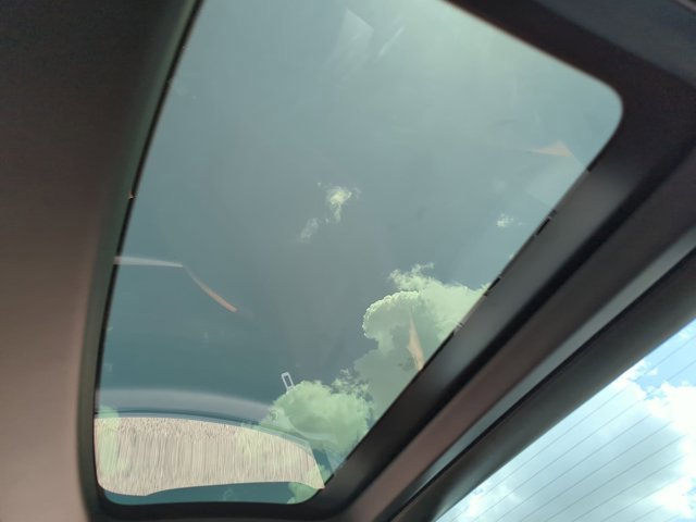 Used 2017 Mercedes-Benz SLC 300 image 12