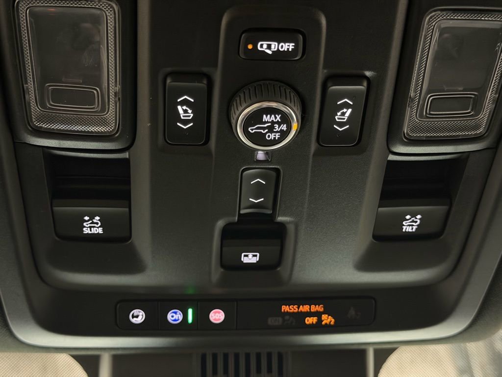 Certified 2024 GMC Yukon XL Denali w/ Denali Reserve Package image 44