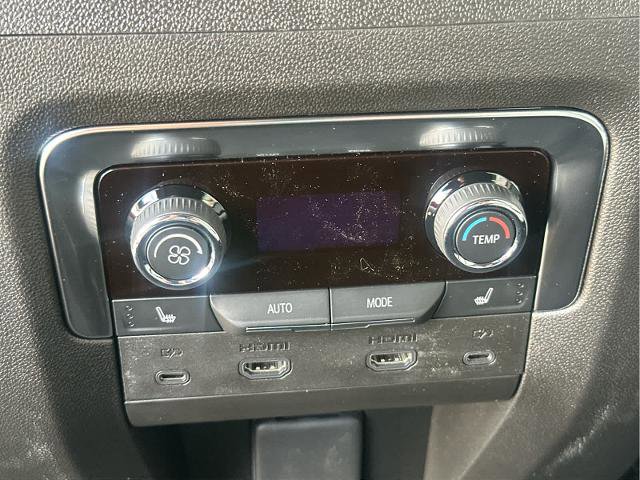 New 2025 Chevrolet Suburban Premier image 49