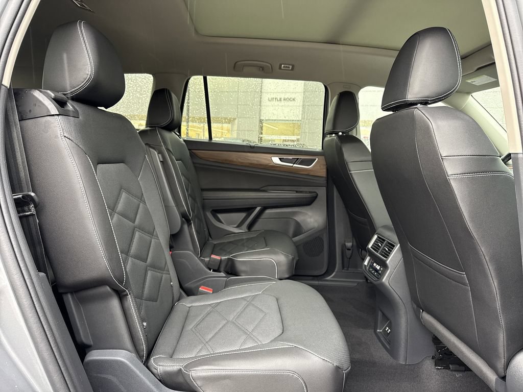 New 2026 Volkswagen Atlas SE FWD image 19