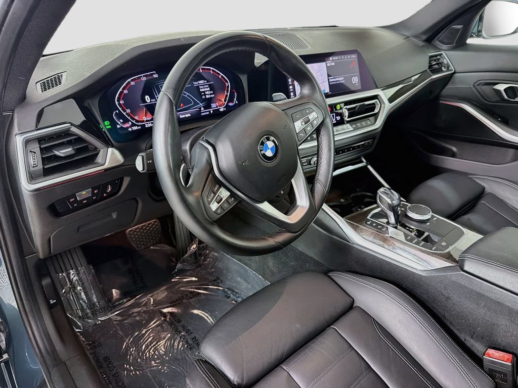 Used 2020 BMW 330i xDrive Sedan w/ Premium Package AWD/4WD image 9