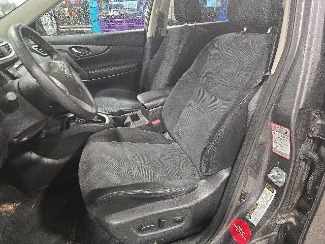 Used 2016 Nissan Rogue SV w/ SV Premium Package FWD image 14
