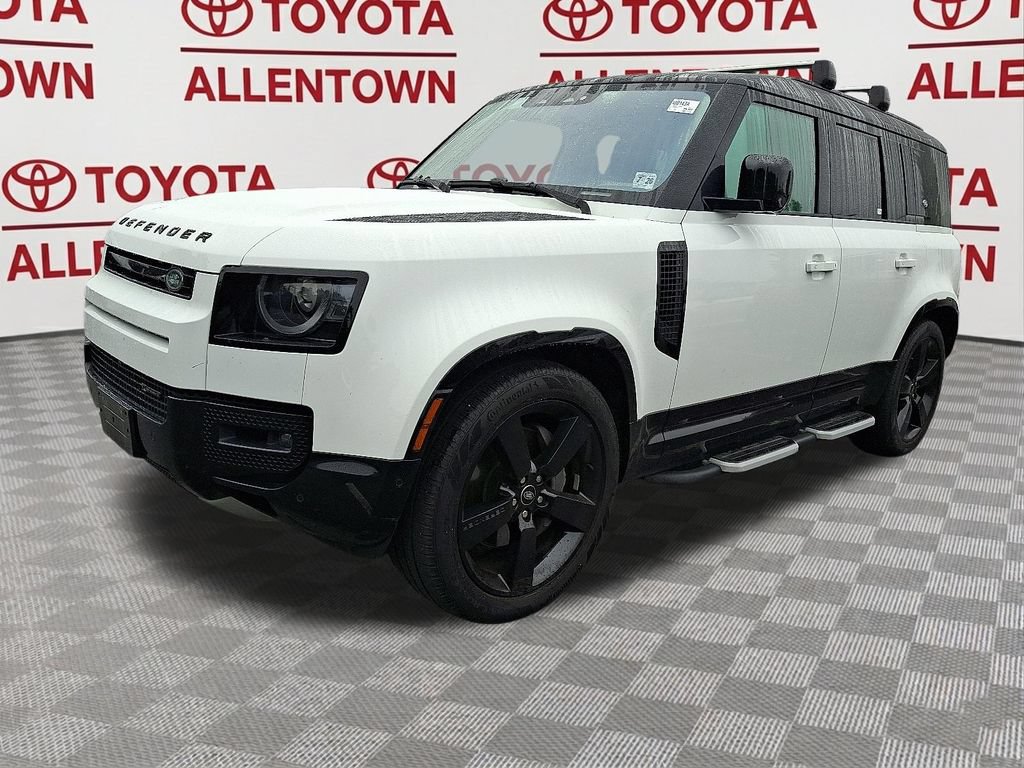 Used 2022 Land Rover Defender 110 X-Dynamic HSE AWD/4WD image 3