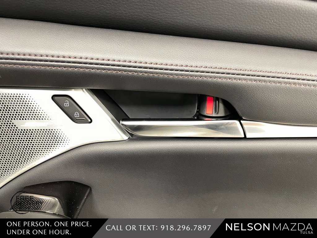 New 2026 MAZDA MAZDA3 Hatchback w/Premium Plus Pkg image 50