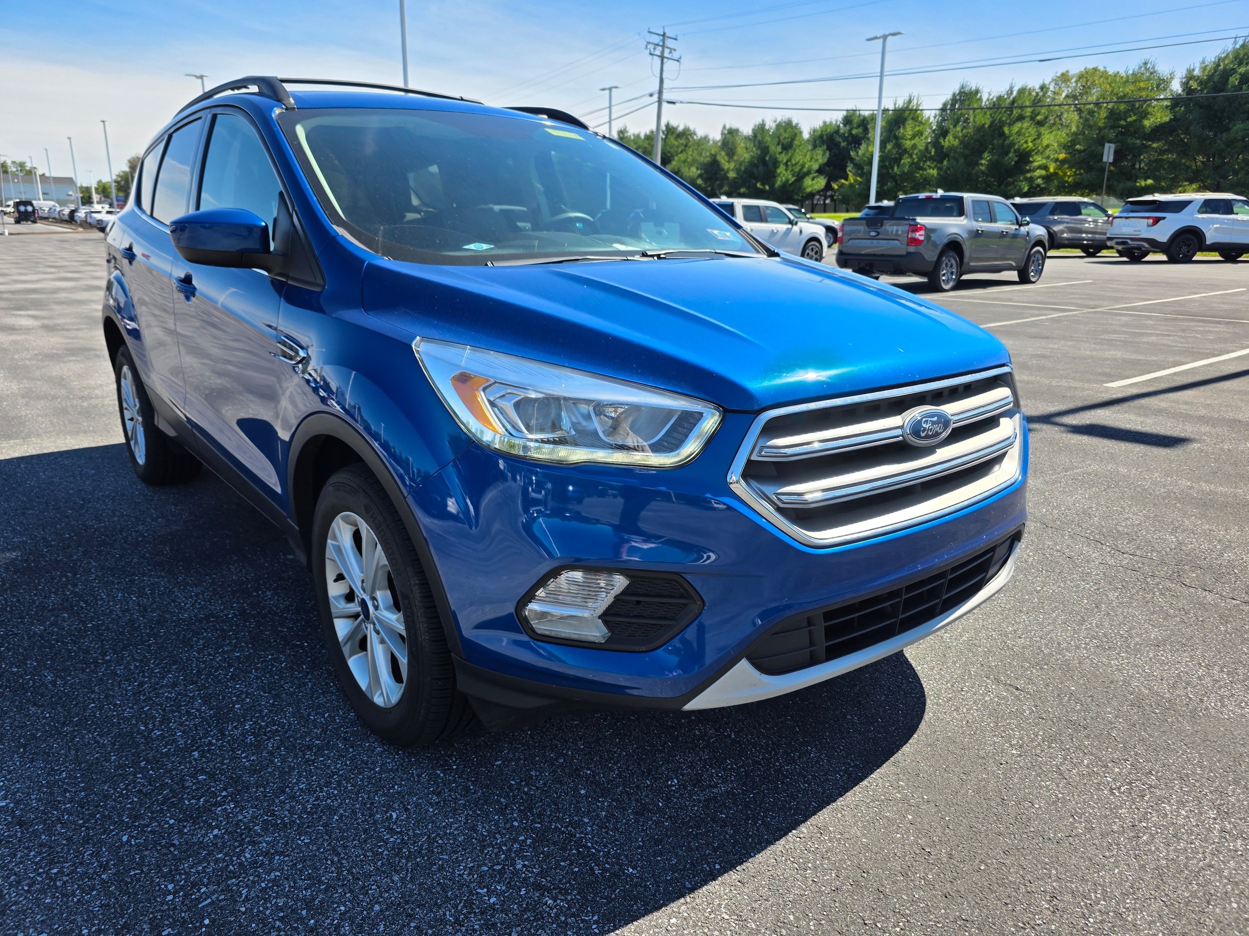 Used 2017 Ford Escape SE w/ Equipment Group 201A AWD/4WD image 7