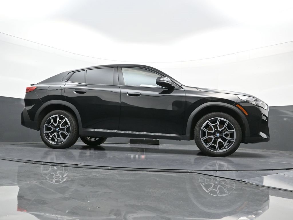 Used 2025 BMW X2 xDrive28i image 28