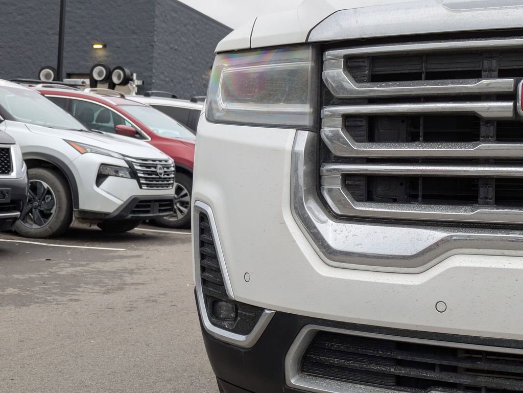 Used 2021 GMC Acadia SLT w/ Trailering Package image 9