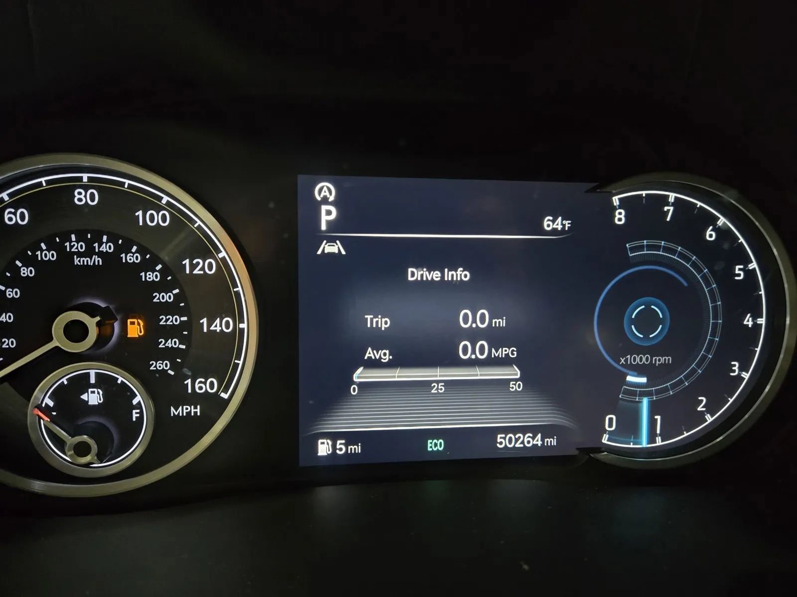 Used 2022 Genesis GV70 3.5T Sport w/ Sport Advanced Package AWD/4WD image 18