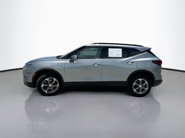 Used 2024 Chevrolet Blazer LT w/ Convenience Package FWD image 5