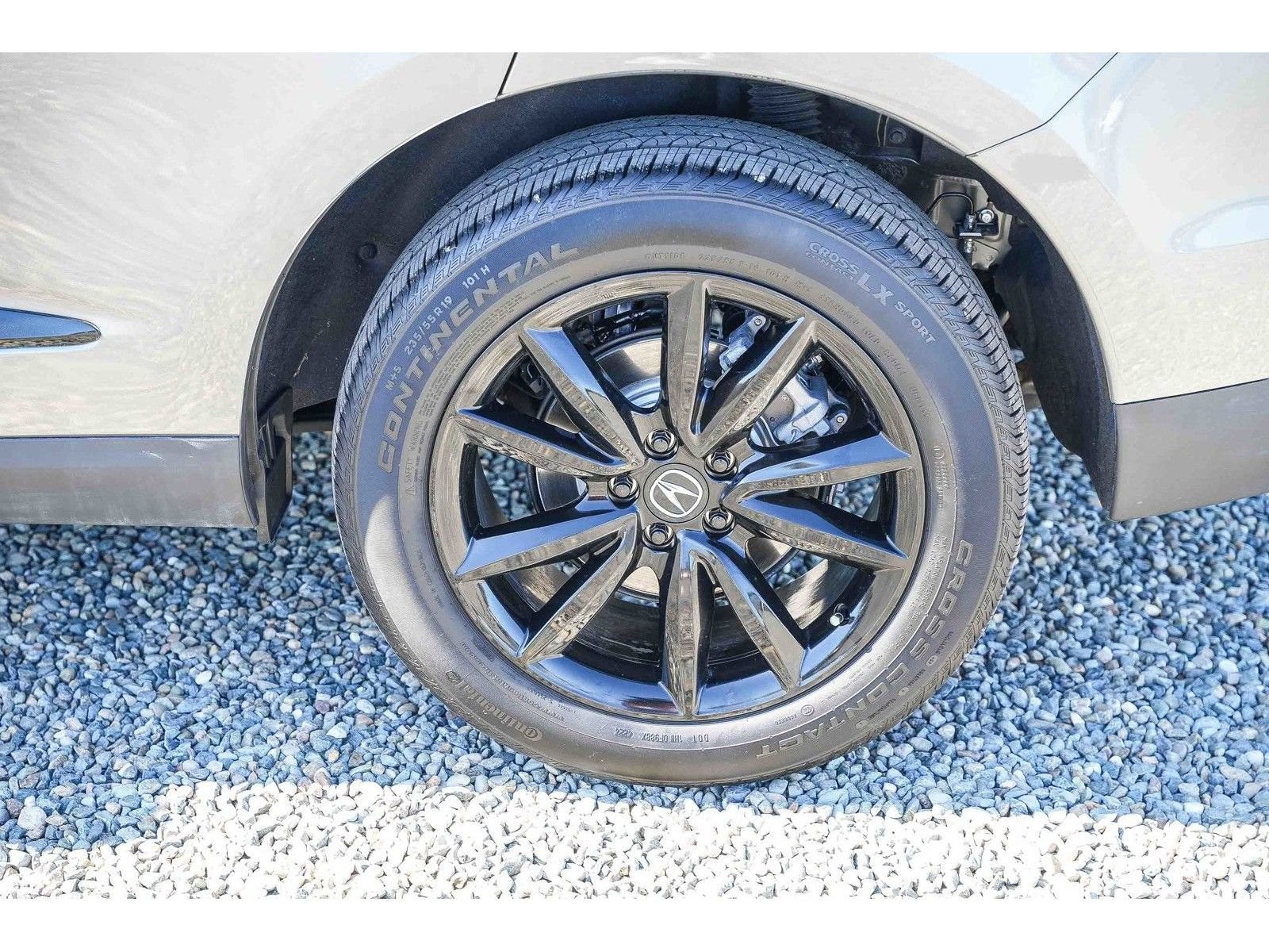 Used 2025 Acura RDX SH-AWD image 10