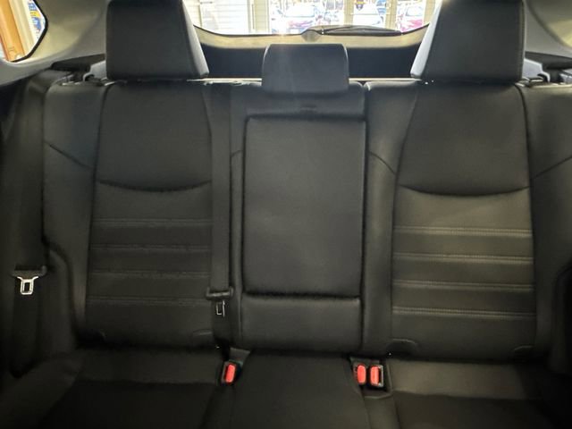 New 2025 Toyota RAV4 Limited image 32