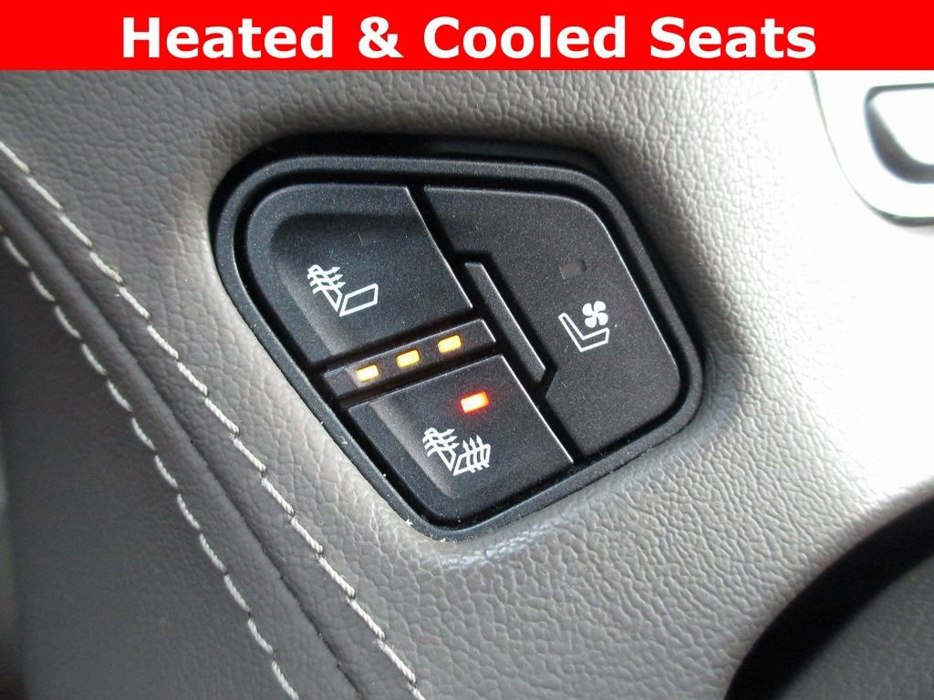 Used 2019 GMC Yukon XL Denali w/ Denali Ultimate Package image 19