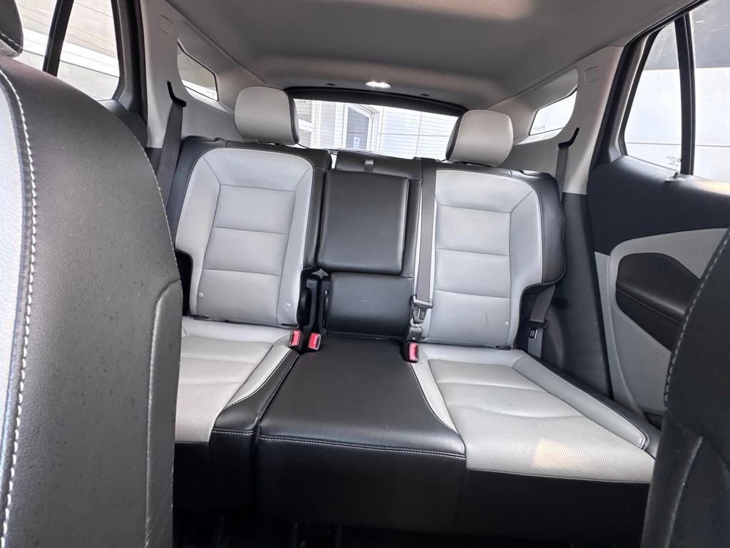 Used 2022 GMC Terrain SLT w/ Tech Package AWD/4WD image 25