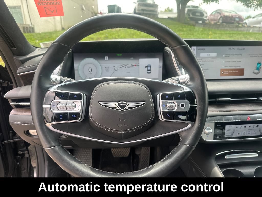 Used 2023 Genesis G90 3.5T AWD/4WD image 14