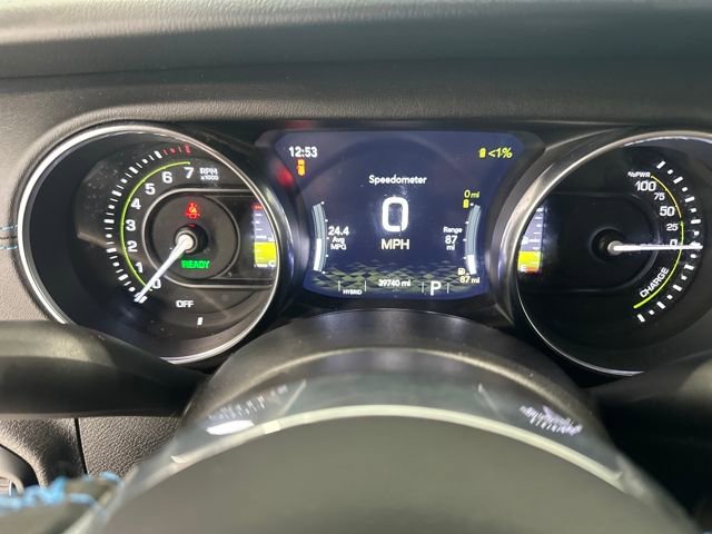Used 2022 Jeep Wrangler Unlimited Rubicon 4xe w/ Cold Weather Group AWD/4WD image 17