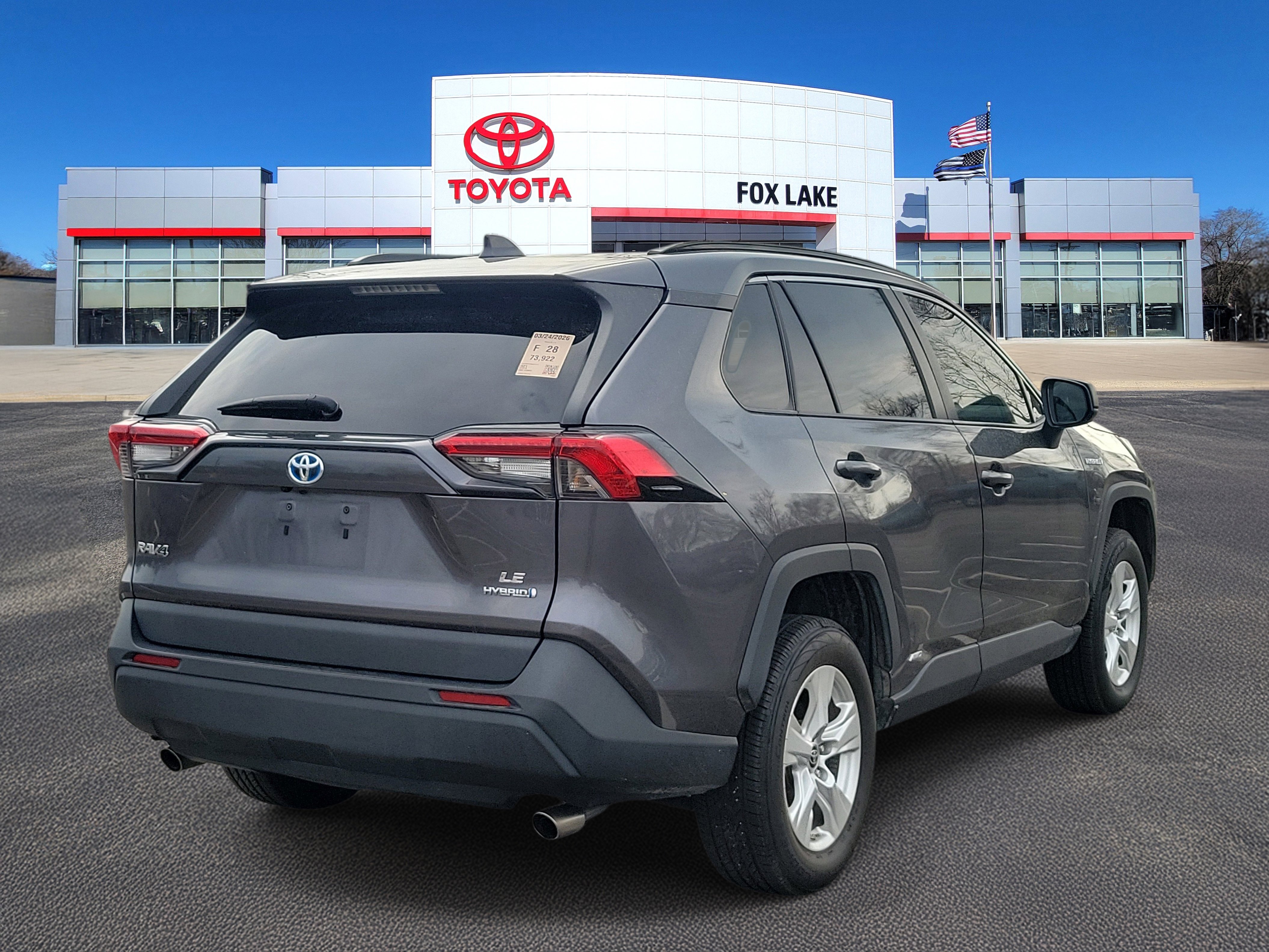 Used 2021 Toyota RAV4 LE image 4