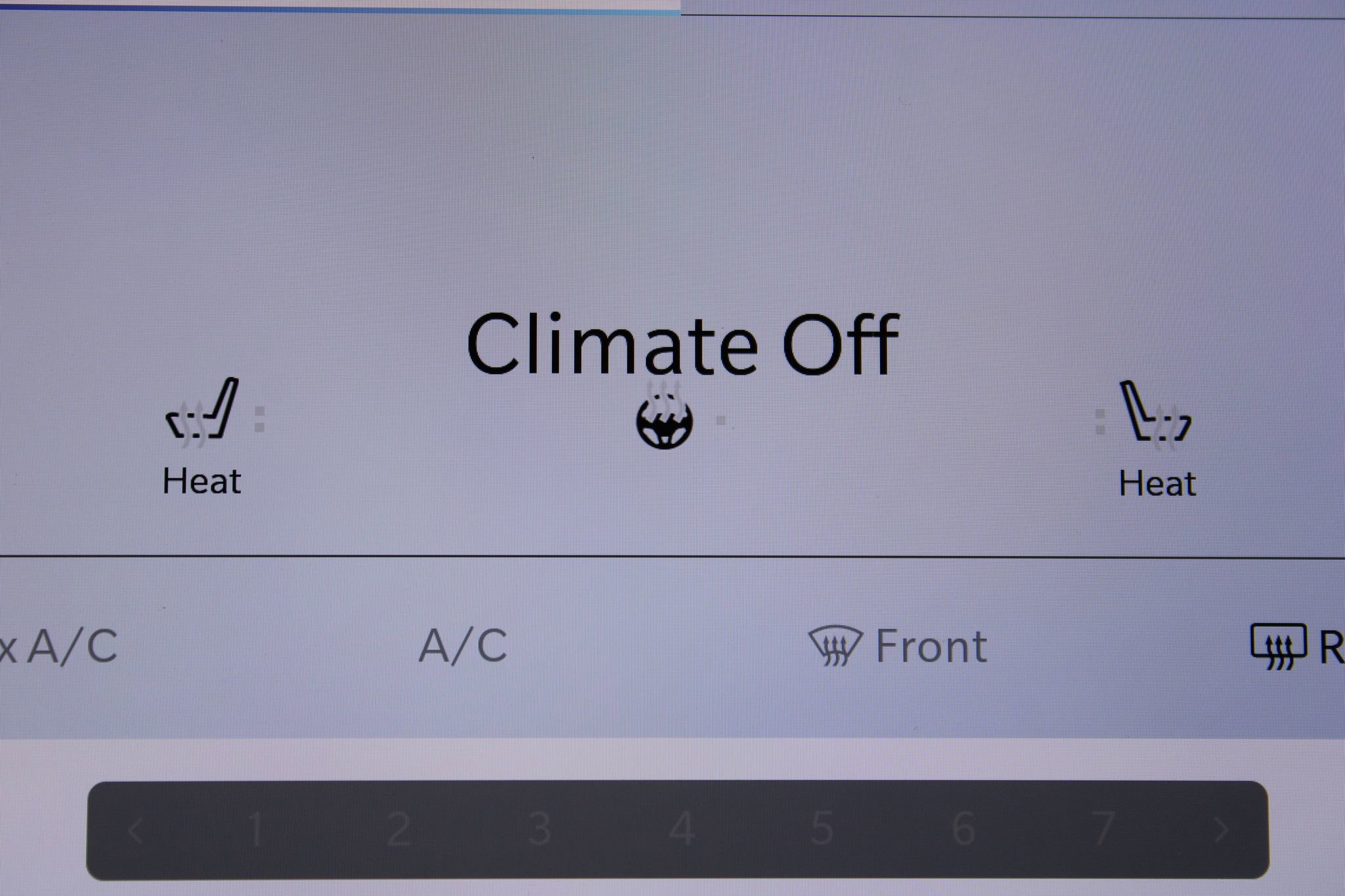 Used 2024 Chrysler Pacifica Select image 38