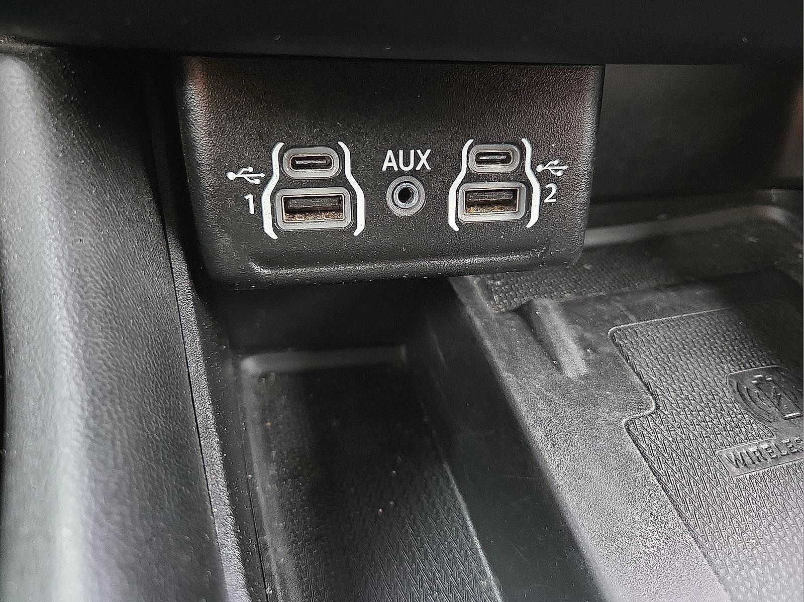 Used 2022 Dodge Durango GT image 22