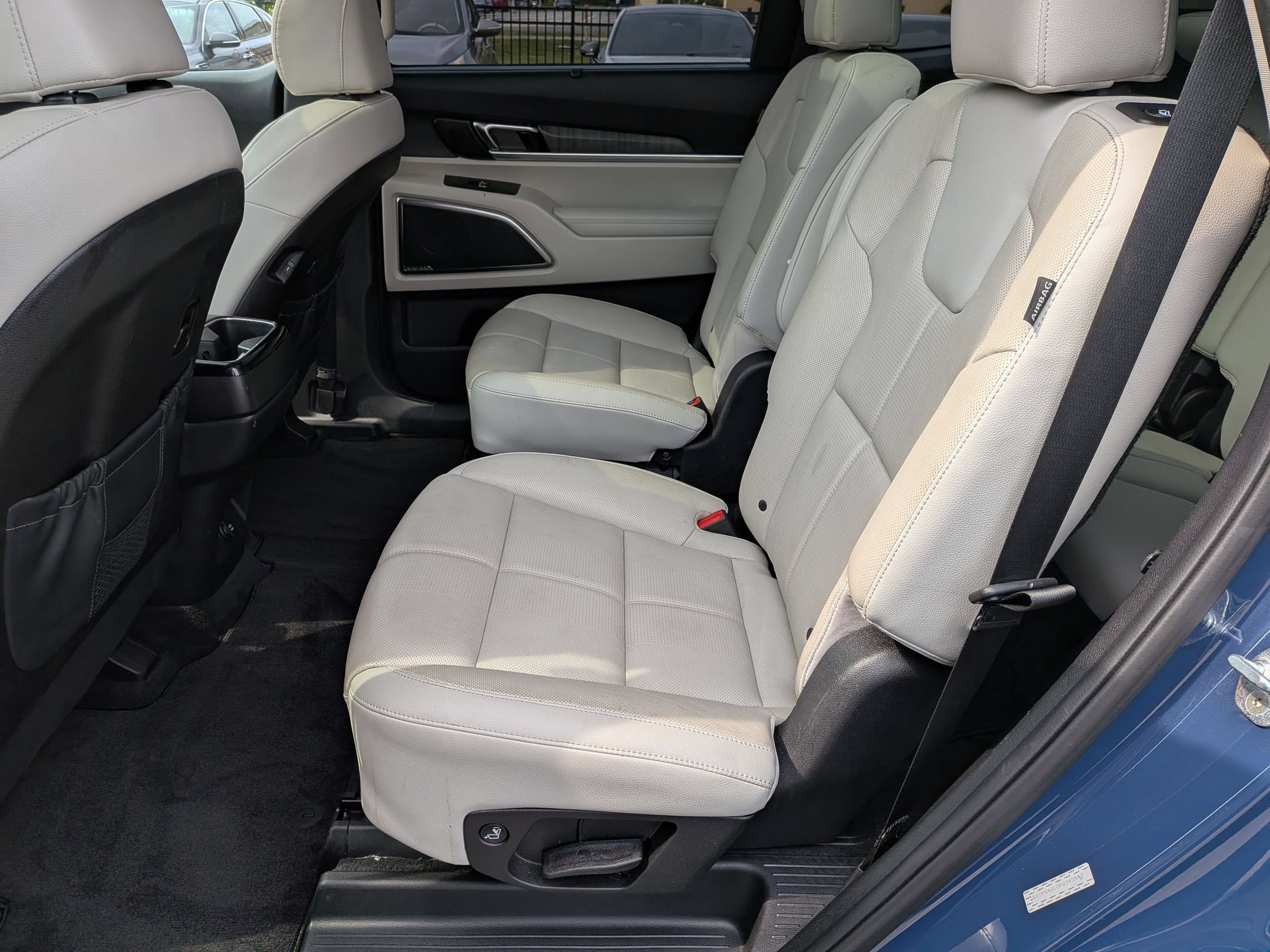 Used 2023 Kia Telluride SX FWD image 30