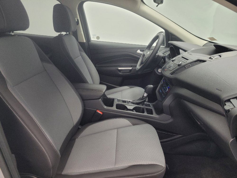 Used 2017 Ford Escape SE FWD image 21