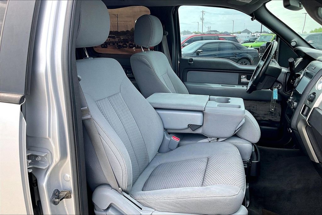 Used 2013 Ford F150 XLT w/ XLT Chrome Pkg RWD image 28
