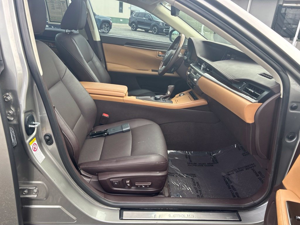 Used 2018 Lexus ES 350 w/ Premier Package FWD image 23