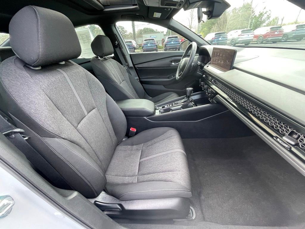 Certified 2024 Honda Accord Sport image 33