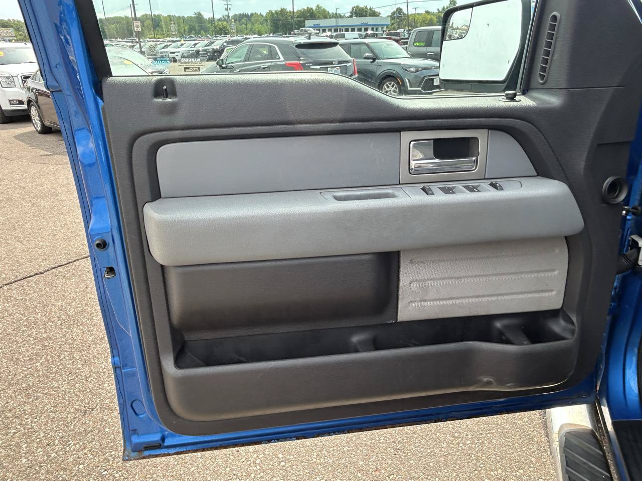 Used 2011 Ford F150 XLT w/ Trailer Tow Pkg AWD/4WD image 14