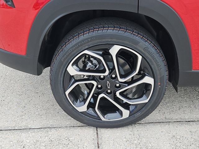 New 2026 Chevrolet Trax RS w/ Driver Confidence Package FWD image 5