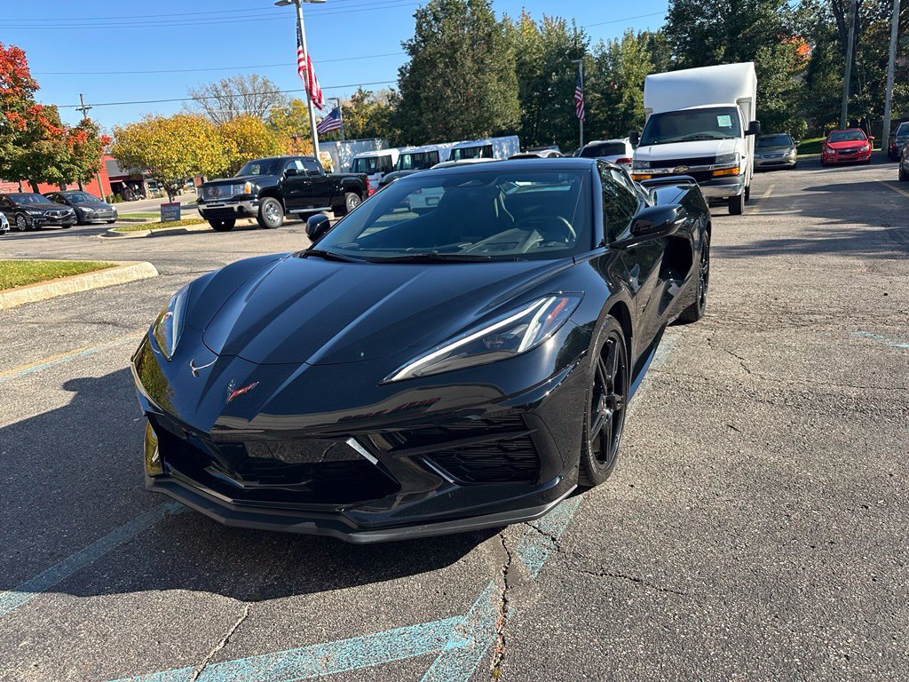 Used 2024 Chevrolet Corvette Stingray Convertible w/ Z51 Performance Package RWD image 23