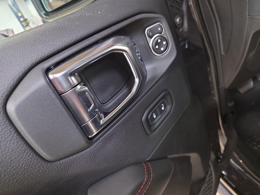 New 2026 Jeep Wrangler Unlimited Rubicon 392 image 11