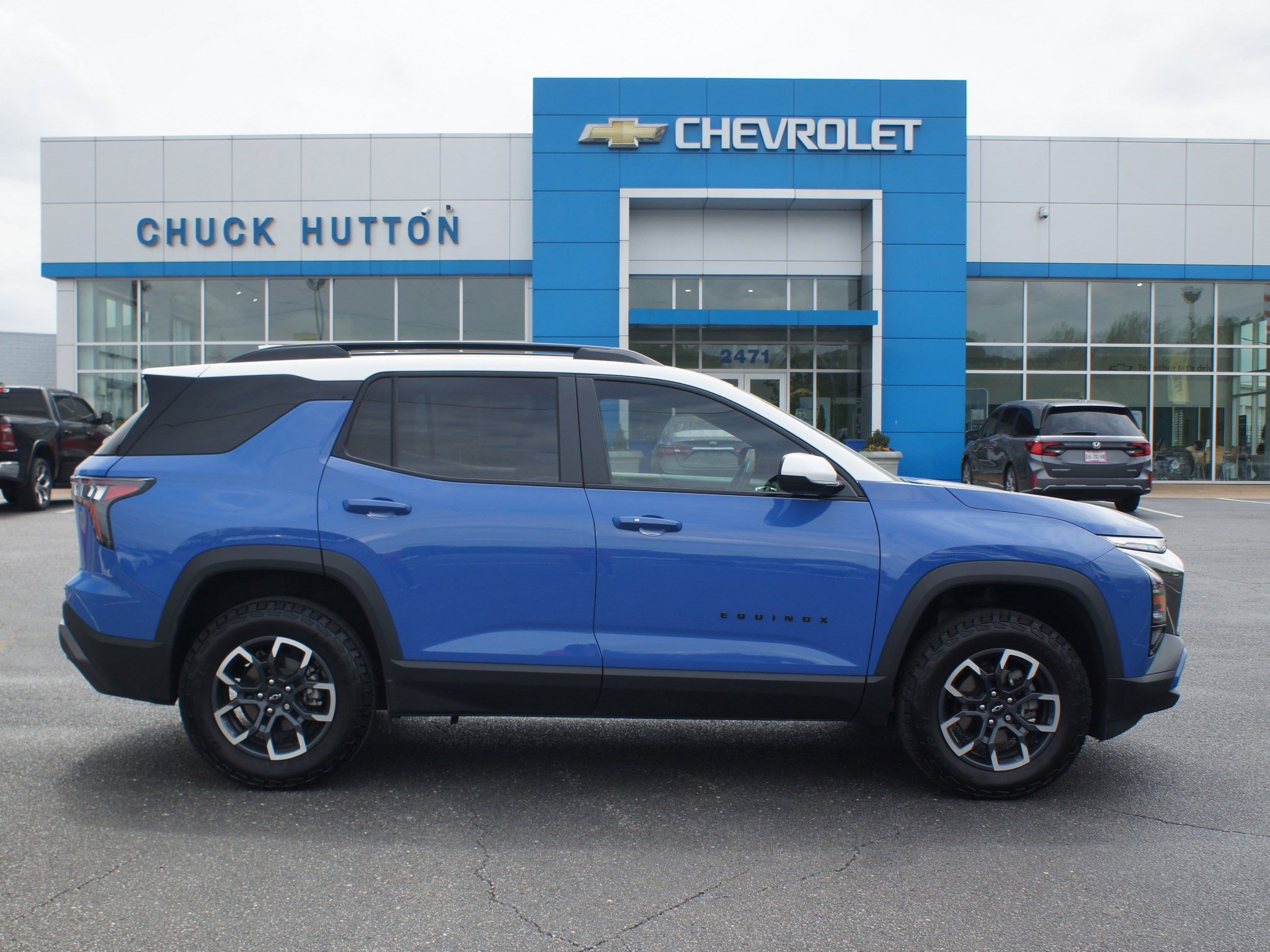 Certified 2025 Chevrolet Equinox ACTIV FWD image 1