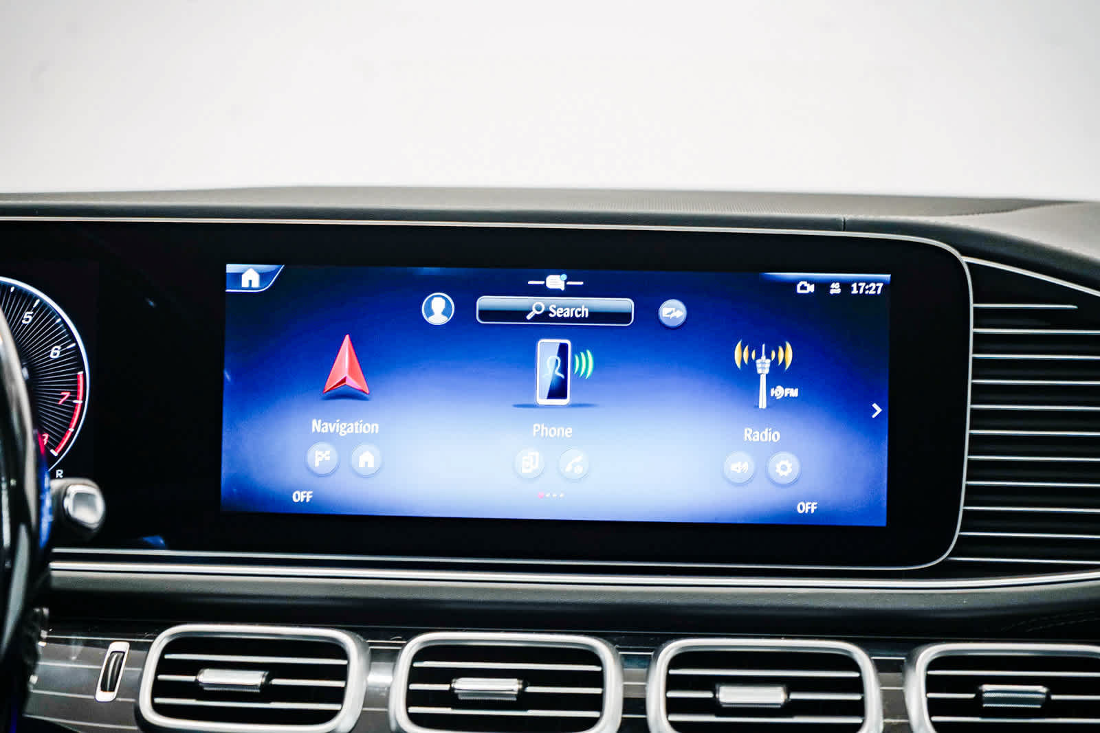 New 2026 Mercedes-Benz Maybach GLS 600 4MATIC image 17